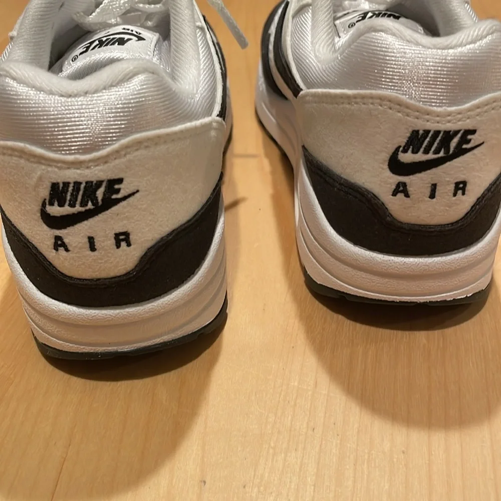 Nike Air Max 1 Like New Women’s size 6.5 - Picture 10 of 11